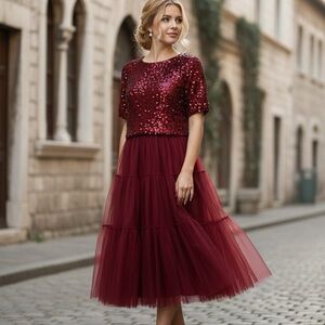 New Large Nanette Lepore
Sequin Top Burgundy Red Holiday